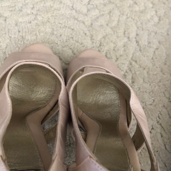 Söfft Heels - Picture 6 of 7